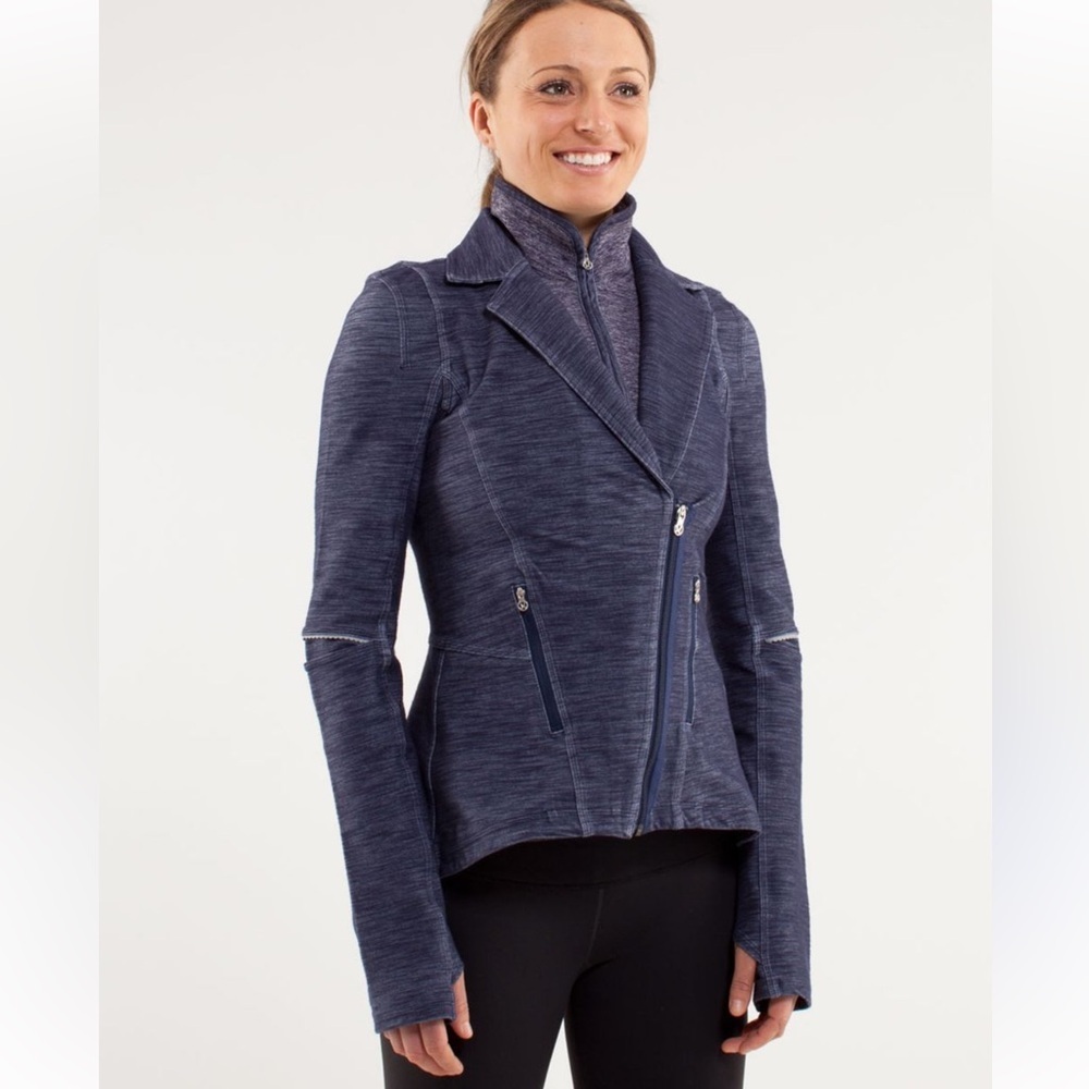lululemon athletica ride on blazer size 6 Women's Dark Blue Blazer